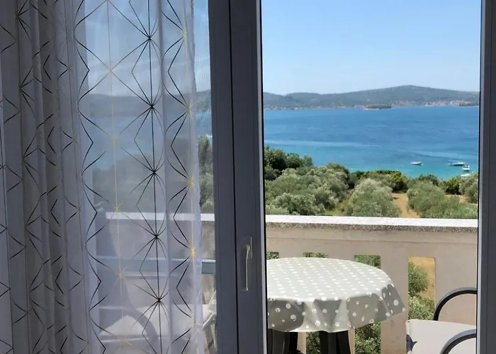 Delfini Mit Panoramablick Auf By Interhome *