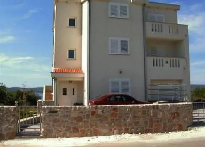 Delfini Mit Panoramablick Auf By Interhome